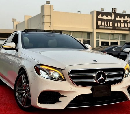 Mercedes Benz E300 2018, photo 4 of 4