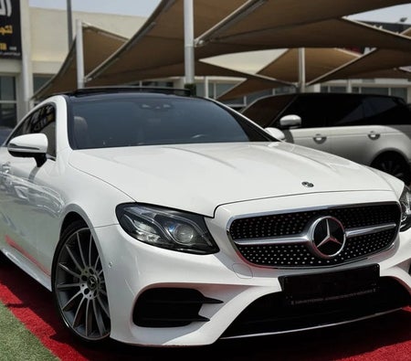 Mercedes Benz E300 2019, photo 2 of 4