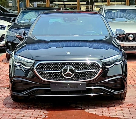 مرسيدس بنز E300 AMG PREMIUM 2026, photo 3 of 4