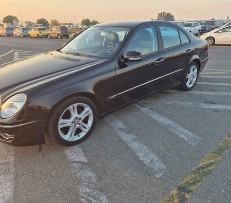 Mercedes Benz E350 2008, photo 3 of 4