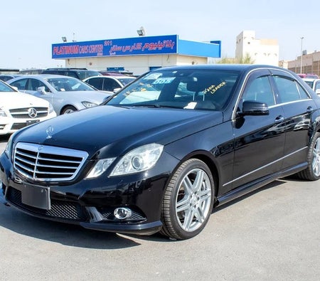 Mercedes Benz E350 2009, photo 3 of 4