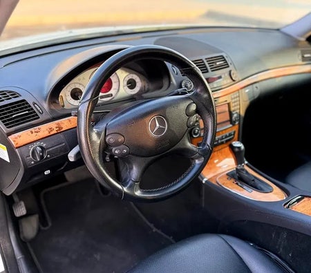 Mercedes Benz E350 2009, photo 2 of 4