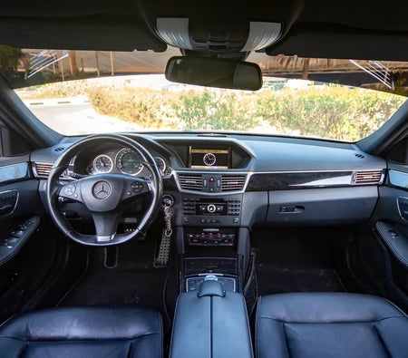 Mercedes Benz E350 2010, photo 3 of 4