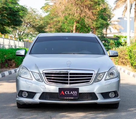 Mercedes Benz E350 2010, photo 2 of 4