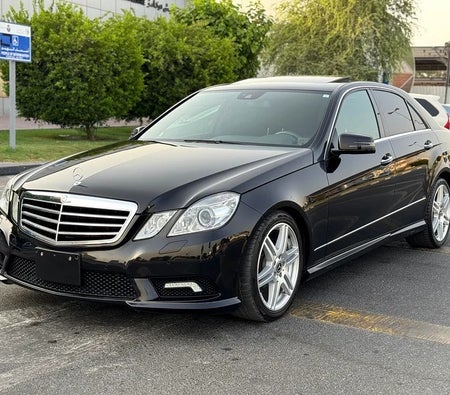 Mercedes Benz E350 2011, photo 2 of 4