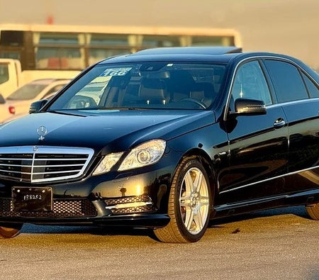Mercedes Benz E350 2012, photo 2 of 4