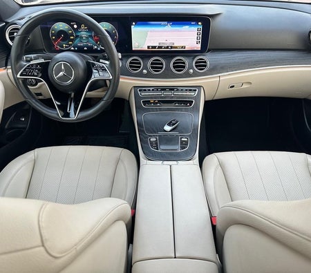 Mercedes Benz E350 2021, photo 3 of 4
