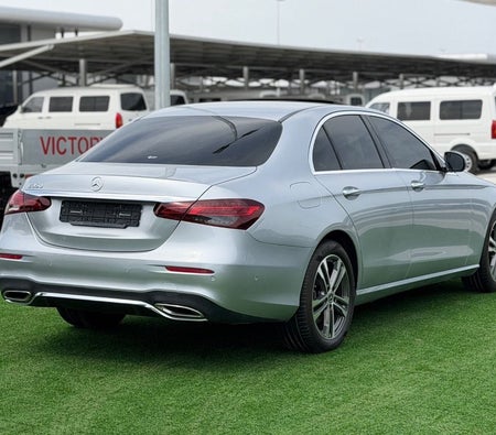 Mercedes Benz E350 2022, photo 4 of 4