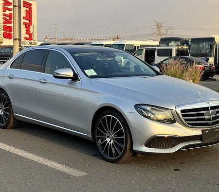 Mercedes Benz E400 2017, photo 2 of 4