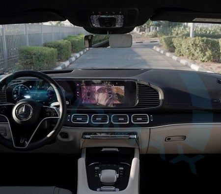 Mercedes Benz E450 2026, photo 2 of 4