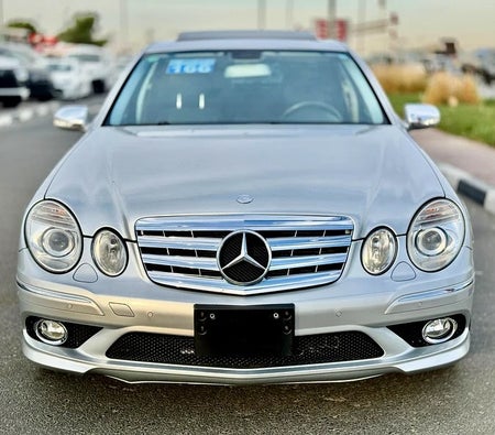 Mercedes Benz E550 2007, photo 3 of 4