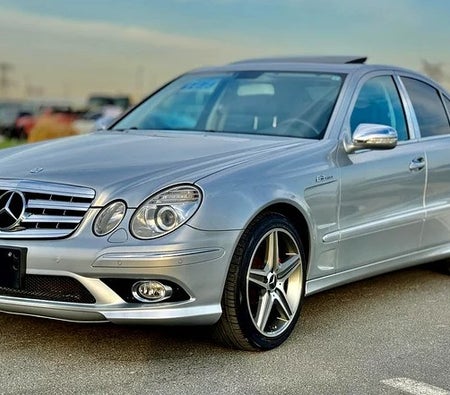 Mercedes Benz E550 2007, photo 2 of 4
