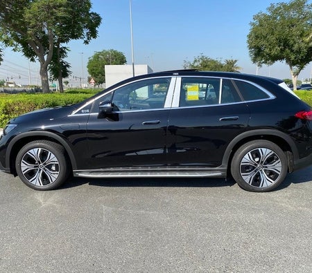 Black Mercedes Benz EQE 2024