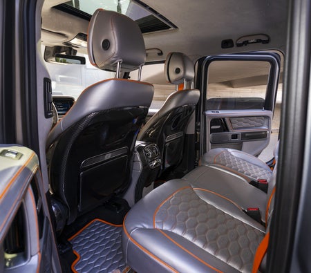 Серебро Mercedes Benz G63 AMG Brabus Kit 2023 год Серебро Mercedes Benz G63 AMG Brabus Kit 2023 год