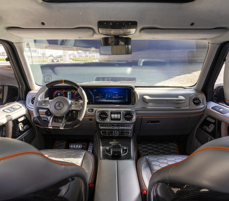 Серебро Mercedes Benz G63 AMG Brabus Kit 2023 год Серебро Mercedes Benz G63 AMG Brabus Kit 2023 год