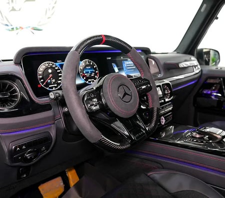 Oro Mercedes Benz G Class Brabus 2024