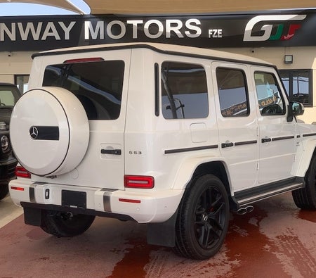 Weiß Mercedes Benz G63 AMG 2021