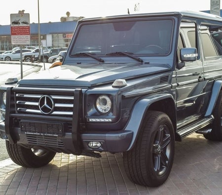 Gray Mercedes Benz G500 2012