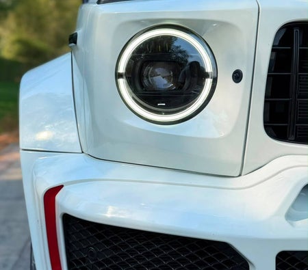 White Mercedes Benz G63 AMG Brabus 2024