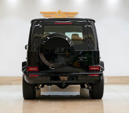Black Mercedes Benz G63 AMG 2025