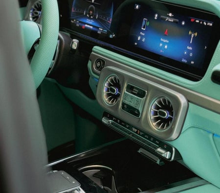 Mercedes Benz AMG G800 Brabus 2025