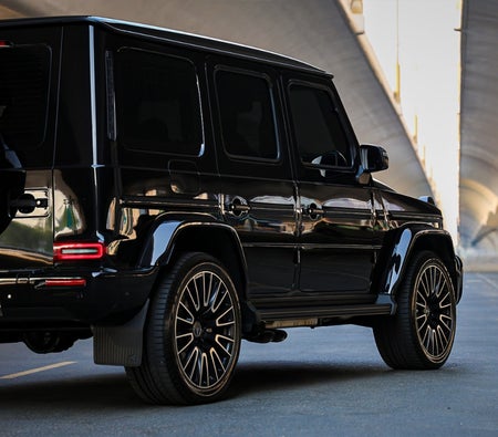 Mercedes Benz G63 AMG 2025