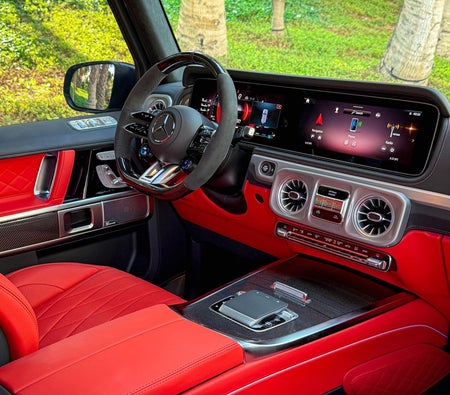 Mercedes Benz G63 AMG 2025