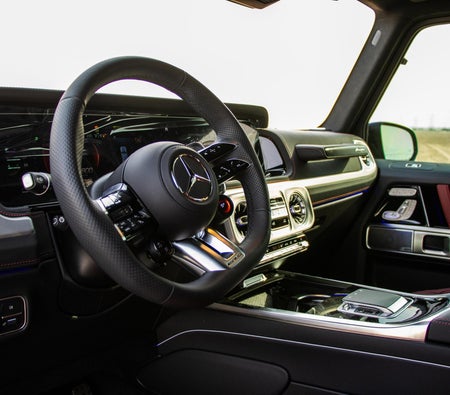 Mercedes Benz G63 AMG 2025, photo 3 of 4