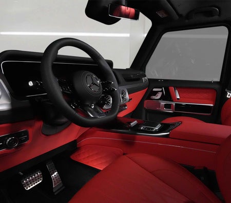 Mercedes Benz G63 AMG 2025, photo 3 of 4