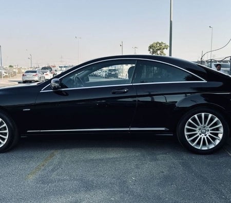 Black Mercedes Benz CL 550 2012