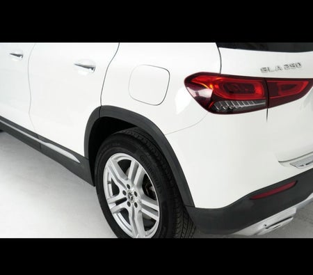 Mercedes Benz GLA 250 2021, photo 3 of 4