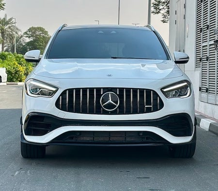 Mercedes Benz AMG A45 2021, photo 3 of 4