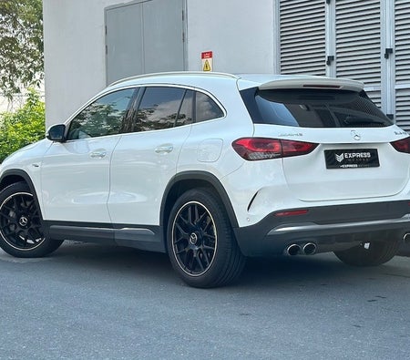 Mercedes Benz AMG A45 2021, photo 2 of 4
