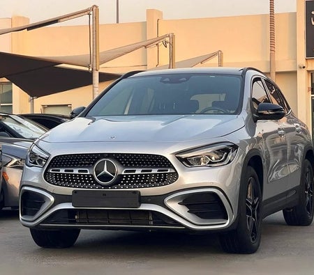 Mercedes Benz GLA 250 4Matic 2023, photo 3 of 4