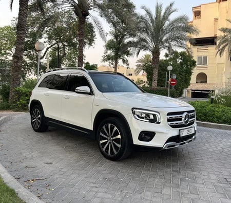 Mercedes Benz GLB 250 2022, photo 2 of 4