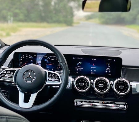 Mercedes Benz GLB 2021, photo 4 of 4