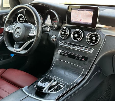 Mercedes Benz GLC 250 2017, photo 3 of 4