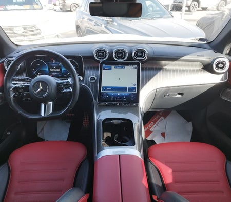 Mercedes Benz GLC 300 4MATIC 2023, photo 3 of 4