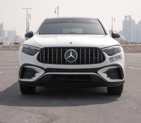White Mercedes Benz GLC 300 4MATIC 2025