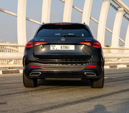 Mercedes Benz GLC 300 2023