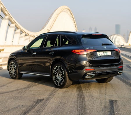 Mercedes Benz GLC 300 2023