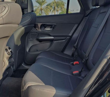 Mercedes Benz GLC 300 2024