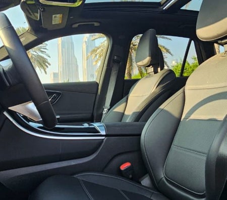 Mercedes Benz GLC 300 2024