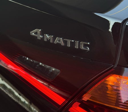 Mercedes Benz GLC 300 2025