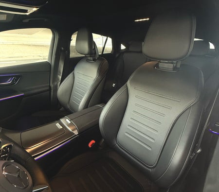 Mercedes Benz GLC 300 2025