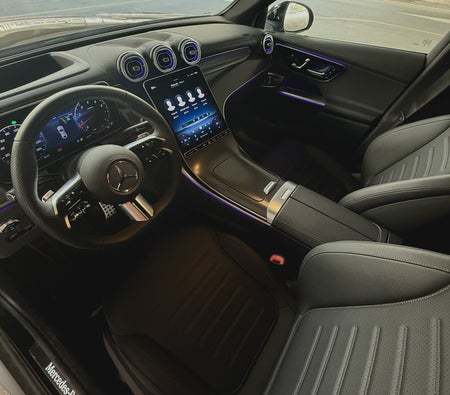 Mercedes Benz GLC 300 2025