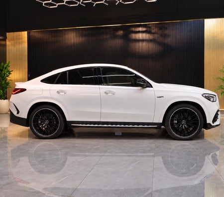 Mercedes Benz GLC 43 AMG COUPE 2025, photo 3 of 4