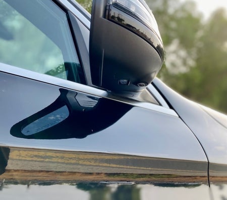 Mercedes Benz GLC 2018, photo 4 of 4