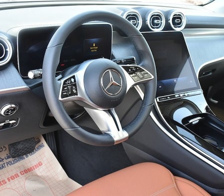 Mercedes Benz GLC 2023, photo 2 of 4