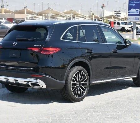 Black Mercedes Benz GLC 2023